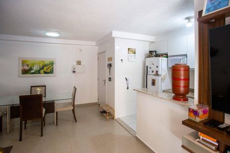 Apartamento à venda com 67m², 2 quartos e 1 vagaSala