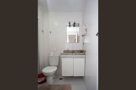 Apartamento à venda com 67m², 2 quartos e 1 vagaBanheiro Social