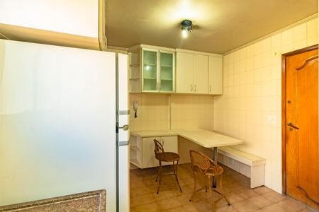Apartamento para alugar com 97m², 2 quartos e 1 vagaCozinha