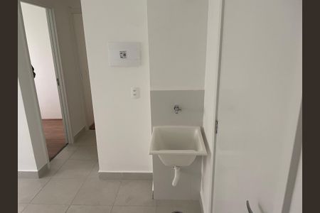 Apartamento para alugar com 32m², 2 quartos e sem vaga Apartamento para alugar com 32m², 2 quartos e sem vagaÁrea de Serviço
