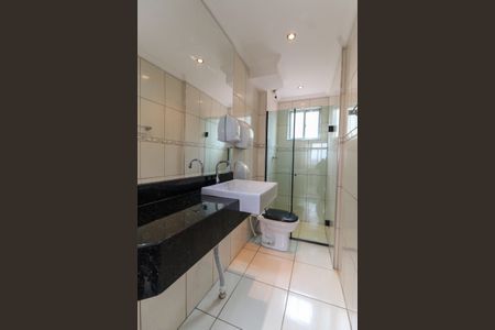 Apartamento à venda com 45m², 2 quartos e 1 vagaBanheiro Social