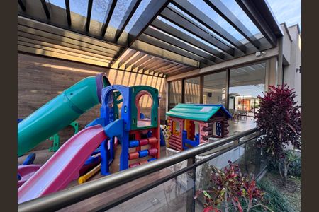 Apartamento à venda com 150m², 3 quartos e 2 vagas Apartamento à venda com 150m², 3 quartos e 2 vagasÁrea Comum