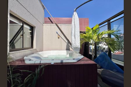 Apartamento à venda com 150m², 3 quartos e 2 vagas Apartamento à venda com 150m², 3 quartos e 2 vagasVaranda da Sala