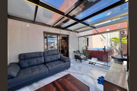 Apartamento à venda com 150m², 3 quartos e 2 vagas Apartamento à venda com 150m², 3 quartos e 2 vagasVaranda da Sala