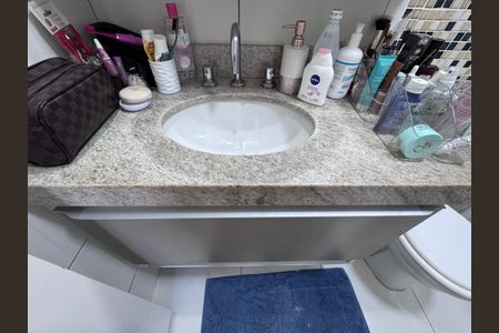 Apartamento à venda com 150m², 3 quartos e 2 vagas Apartamento à venda com 150m², 3 quartos e 2 vagasBanheiro da Suíte 3