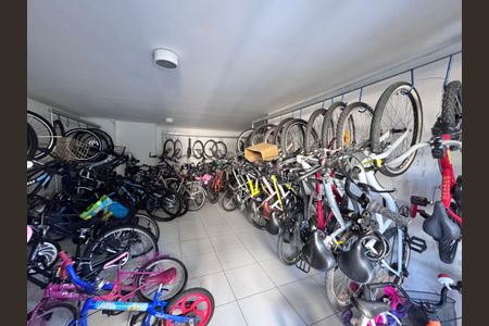 Apartamento à venda com 150m², 3 quartos e 2 vagas Apartamento à venda com 150m², 3 quartos e 2 vagasÁrea Comum