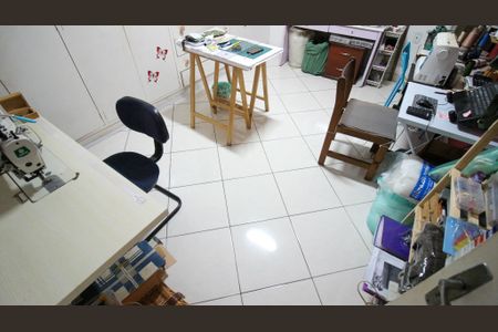 Casa à venda com 165m², 4 quartos e 2 vagasQuarto 1