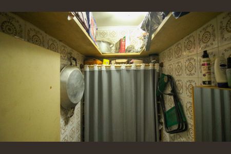 Casa à venda com 165m², 4 quartos e 2 vagasBanheiro 3