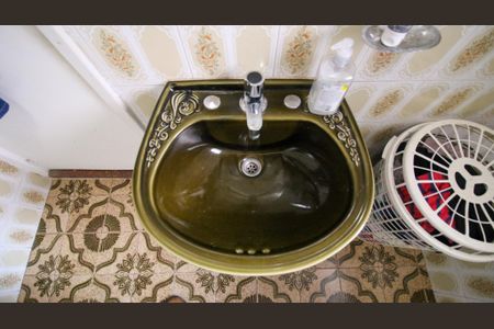 Casa à venda com 165m², 4 quartos e 2 vagasBanheiro da Suíte