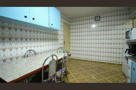 Casa à venda com 165m², 4 quartos e 2 vagasCozinha