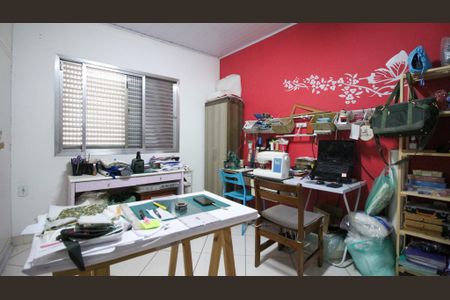 Casa à venda com 165m², 4 quartos e 2 vagasQuarto 1