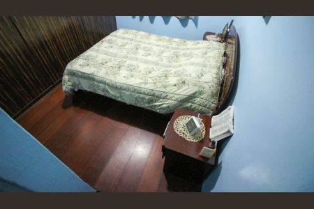 Casa à venda com 165m², 4 quartos e 2 vagasSuíte