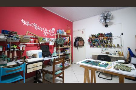 Casa à venda com 165m², 4 quartos e 2 vagasQuarto 1