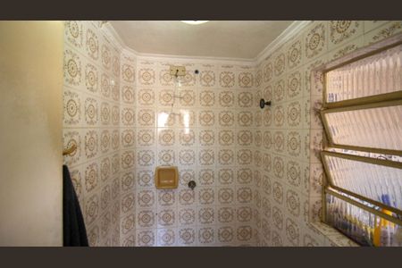 Casa à venda com 165m², 4 quartos e 2 vagasBanheiro 4