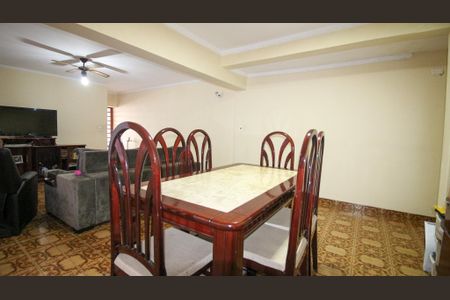Casa à venda com 165m², 4 quartos e 2 vagasSala de Jantar