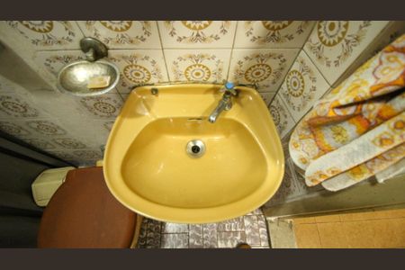 Casa à venda com 165m², 4 quartos e 2 vagasBanheiro 3