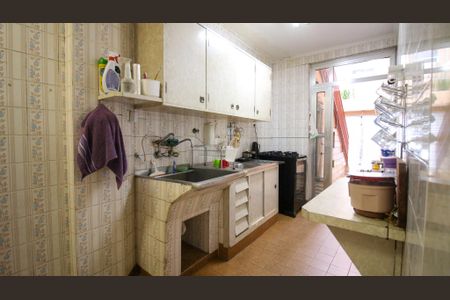 Casa à venda com 165m², 4 quartos e 2 vagasCozinha