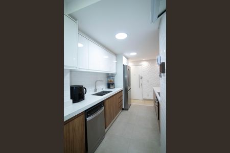 Apartamento à venda com 77m², 3 quartos e 2 vagasCozinha