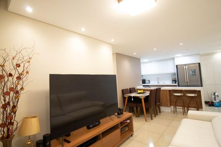 Apartamento à venda com 77m², 3 quartos e 2 vagasSala