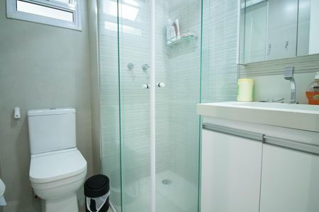 Apartamento à venda com 77m², 3 quartos e 2 vagasBanheiro 