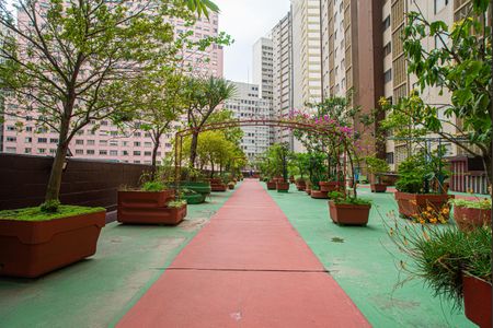 Apartamento à venda com 50m², 1 quarto e 1 vaga Apartamento à venda com 50m², 1 quarto e 1 vagaÁrea comum - Pista de corrida