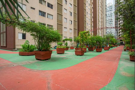 Apartamento à venda com 50m², 1 quarto e 1 vaga Apartamento à venda com 50m², 1 quarto e 1 vagaÁrea comum - Pista de corrida