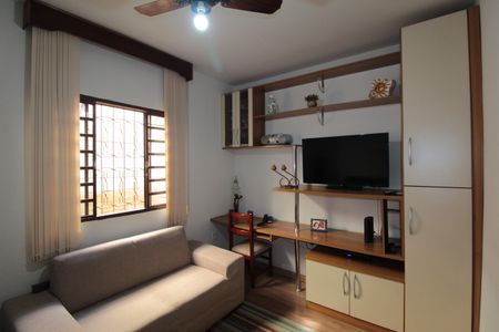 Casa à venda com 172m², 3 quartos e 4 vagasQuarto 1