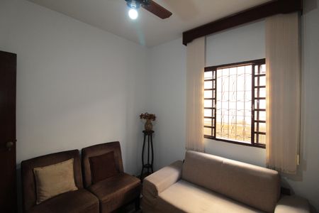 Casa à venda com 172m², 3 quartos e 4 vagasQuarto 1