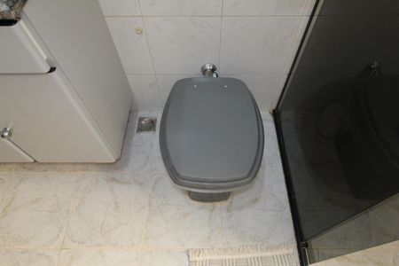 Casa à venda com 172m², 3 quartos e 4 vagasBanheiro Social