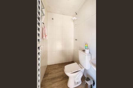 Casa à venda com 192m², 3 quartos e 2 vagas Casa à venda com 192m², 3 quartos e 2 vagasÁrea de Serviço