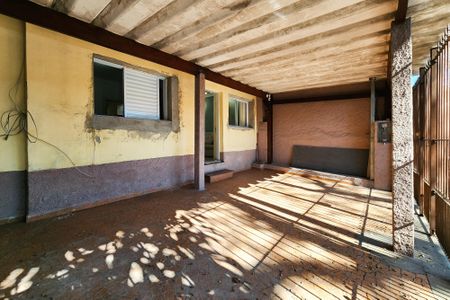 Casa à venda com 192m², 3 quartos e 2 vagas Casa à venda com 192m², 3 quartos e 2 vagasGaragem