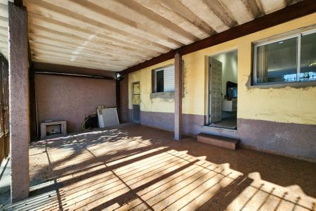 Casa à venda com 192m², 3 quartos e 2 vagas Casa à venda com 192m², 3 quartos e 2 vagasGaragem