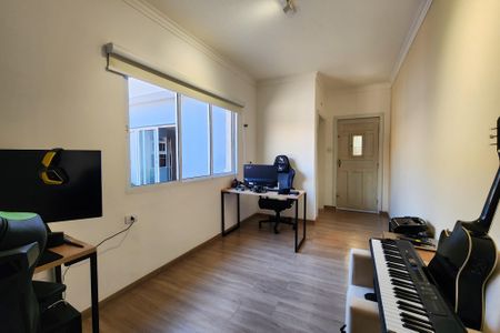 Casa à venda com 192m², 3 quartos e 2 vagas Casa à venda com 192m², 3 quartos e 2 vagasQuarto 3