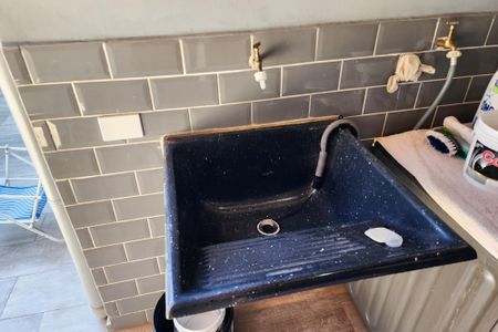 Casa à venda com 192m², 3 quartos e 2 vagas Casa à venda com 192m², 3 quartos e 2 vagasÁrea de Serviço