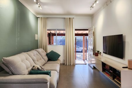 Casa à venda com 192m², 3 quartos e 2 vagas Casa à venda com 192m², 3 quartos e 2 vagasSala