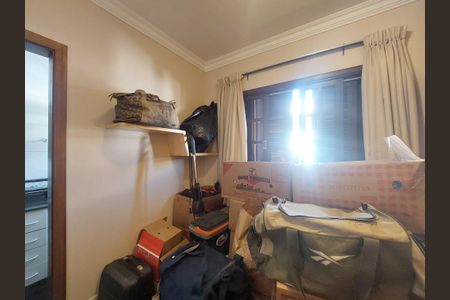 Casa à venda com 150m², 3 quartos e 4 vagasSuíte 2