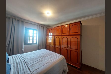 Casa à venda com 150m², 3 quartos e 4 vagasSuíte 1