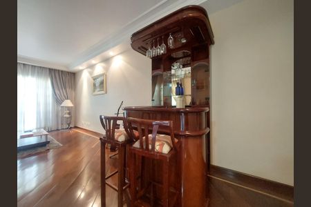 Casa à venda com 150m², 3 quartos e 4 vagasSala