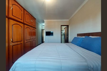 Casa à venda com 150m², 3 quartos e 4 vagasSuíte 1