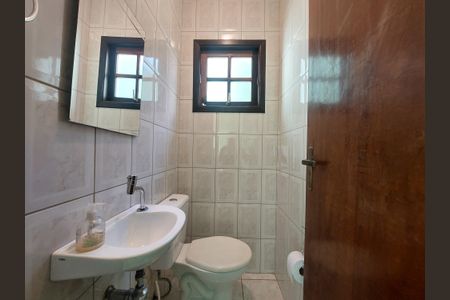 Casa à venda com 150m², 3 quartos e 4 vagasÁrea de Lazer/*Lavabo