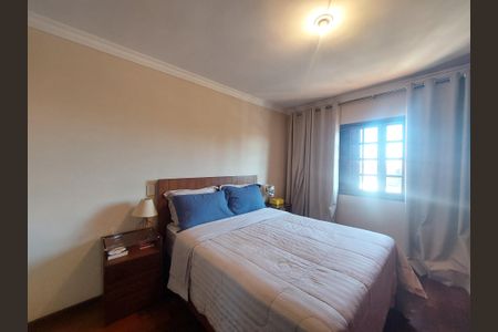 Casa à venda com 150m², 3 quartos e 4 vagasSuíte 1