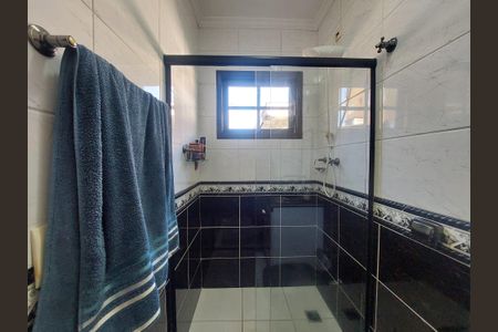 Casa à venda com 150m², 3 quartos e 4 vagasBanheiro Suíte 3