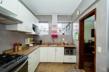 Apartamento para alugar com 125m², 3 quartos e 2 vagas Apartamento para alugar com 125m², 3 quartos e 2 vagasCozinha