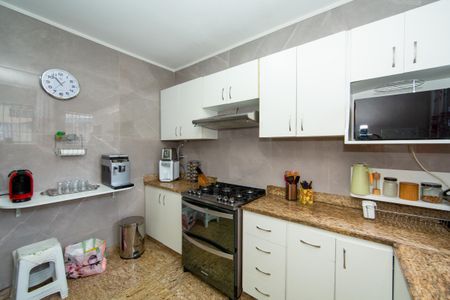 Apartamento para alugar com 125m², 3 quartos e 2 vagas Apartamento para alugar com 125m², 3 quartos e 2 vagasCozinha