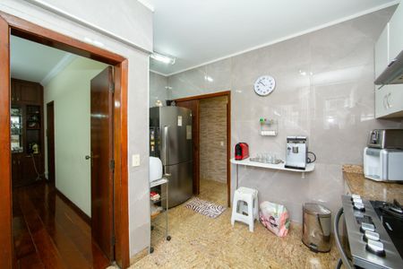 Apartamento para alugar com 125m², 3 quartos e 2 vagas Apartamento para alugar com 125m², 3 quartos e 2 vagasCozinha