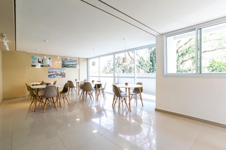 Studio à venda com 30m², 1 quarto e 1 vaga Studio à venda com 30m², 1 quarto e 1 vagaÁrea comum - Salão de festas