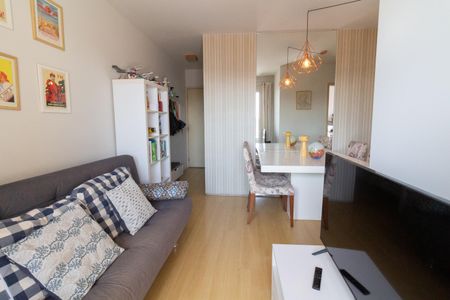 Apartamento à venda com 47m², 2 quartos e 1 vaga Apartamento à venda com 47m², 2 quartos e 1 vagaSala