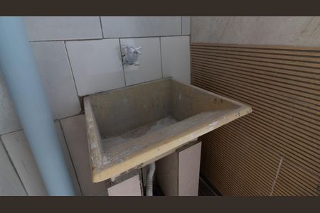 Casa para alugar com 30m², 1 quarto e sem vagaÁrea de Serviço