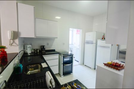 Apartamento à venda com 96m², 2 quartos e sem vagaCozinha