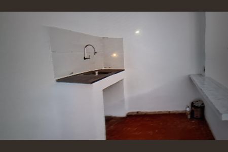 Casa para alugar com 40m², 1 quarto e sem vaga Casa para alugar com 40m², 1 quarto e sem vagaCozinha